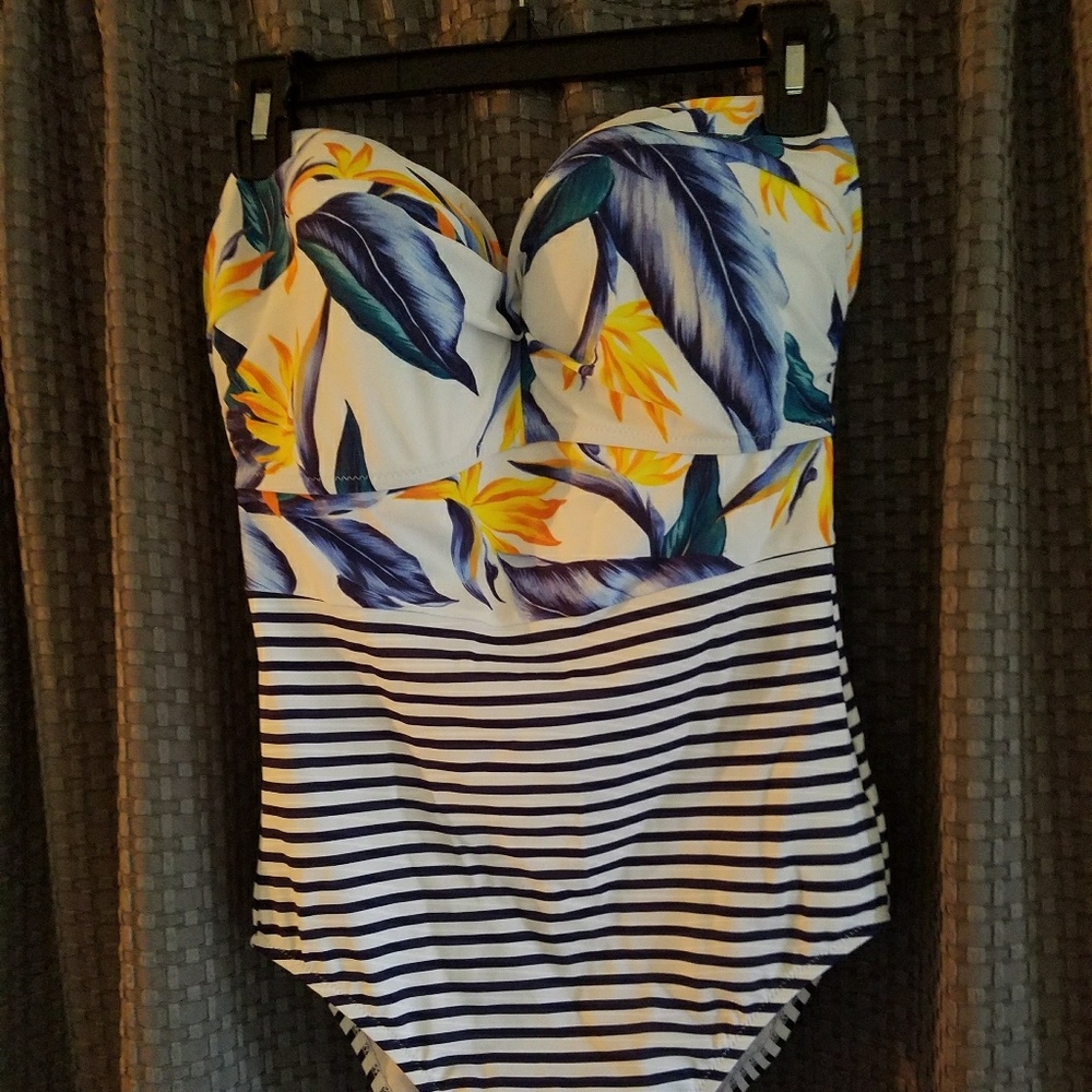 Figleaves Underwire Bandeau Swimsuit